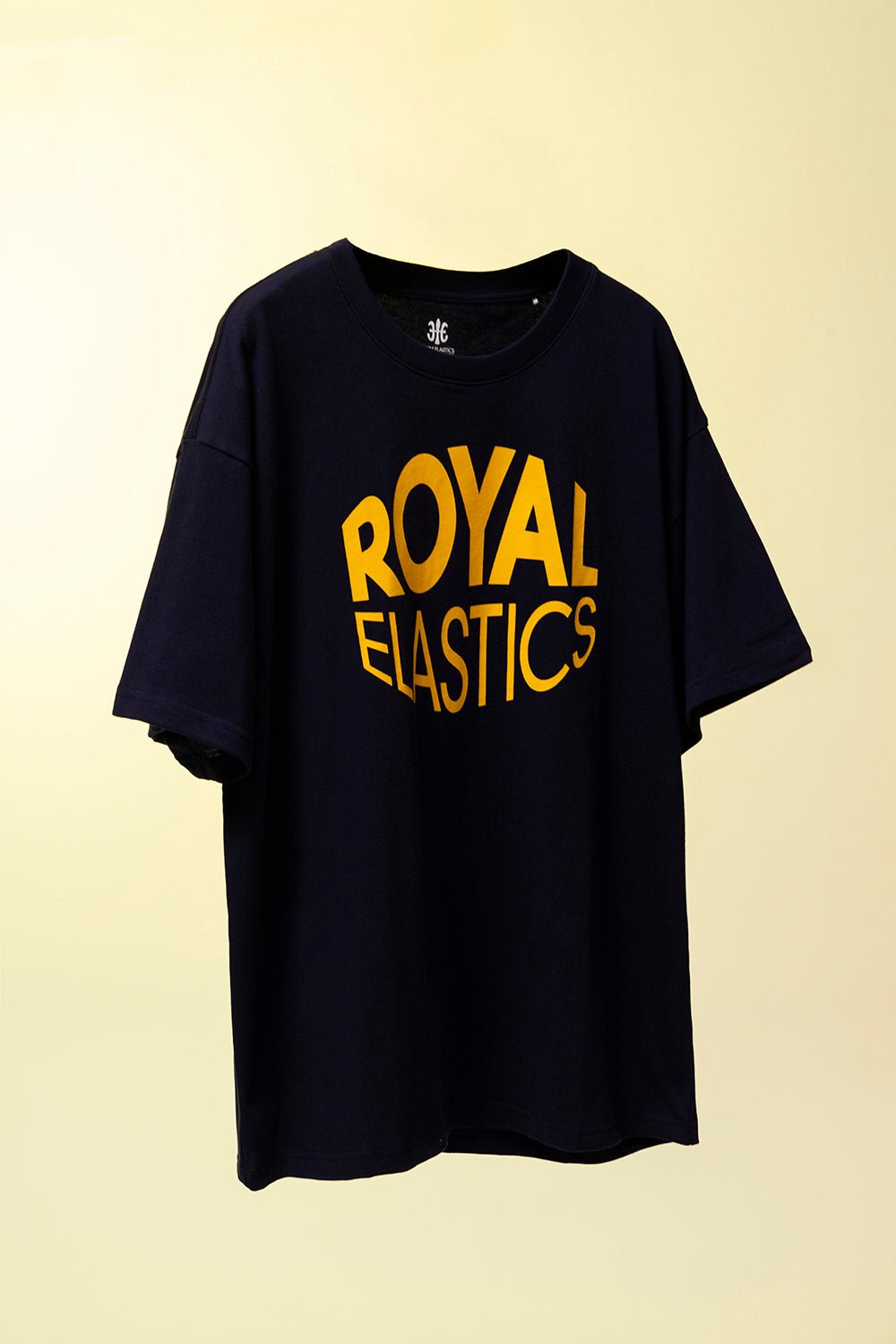 ルーズフィットロゴTシャツ ナビーブルー (Unisex) - Royal Elastics 公式オンラインショップ